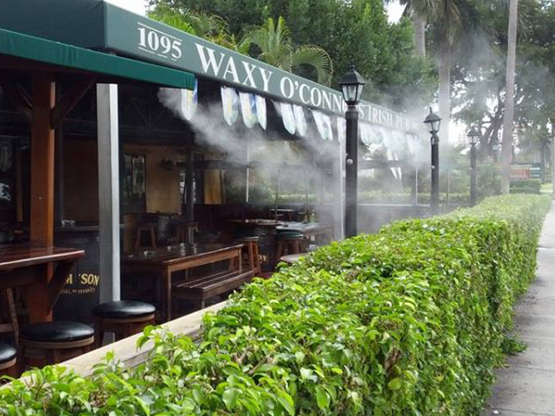 he-thong-phun-suong-quan-cafe-tại quận 2 - phun sương pizo