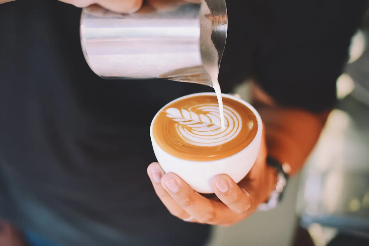 Phun Sương Quán Cafe: Mỗi Mét Mái Hiên Cần Bao Nhiêu Béc? 4 Quan niệm sai về hệ thống phun sương quán cafe