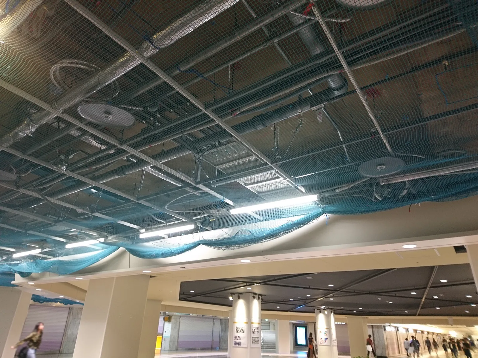 Khoảng cách đầu phun sương chuẩn: 0,8m, 1,5m hay 4m đều đúng? 4 Những nhầm lẫn phổ biến khi bố trí khoảng cách béc phun sương